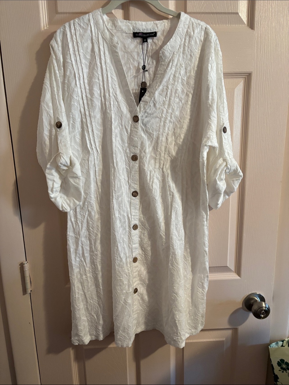 Club Z Collection White Textured Button-Front Casual Shirt